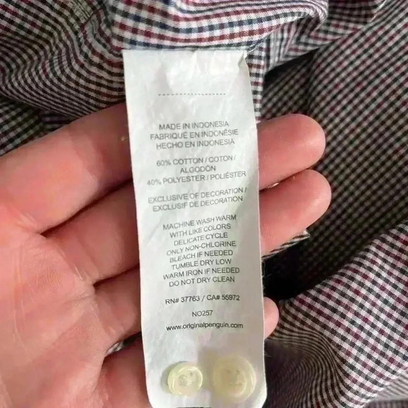 Penguin By Munsingwear Men’s XL Long Sleeve Button Up Slim Fit Red Blue Plaid - Picture 8 of 8